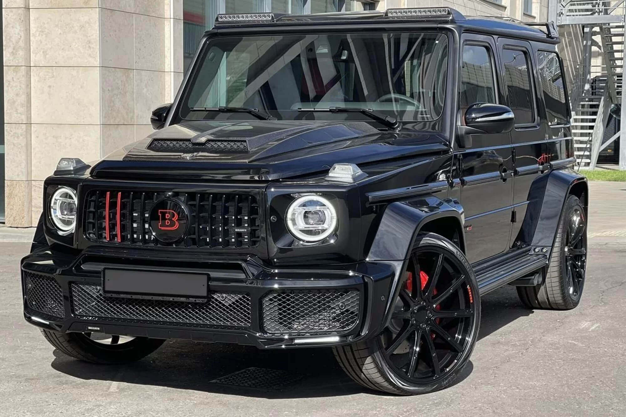 Mercedes G63 AMG Black (Brabus 800)