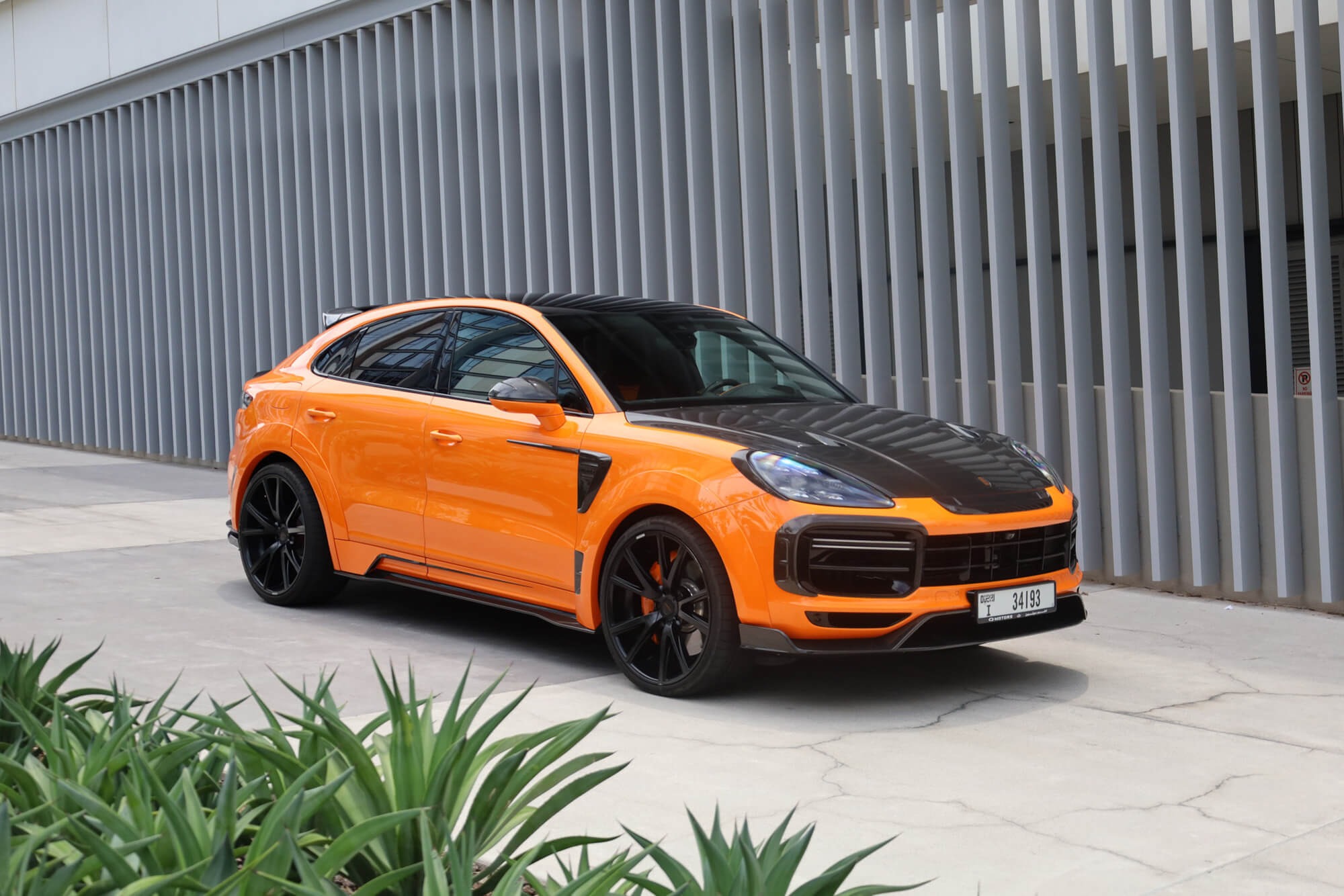 Porsche Cayenne Mansory Orange