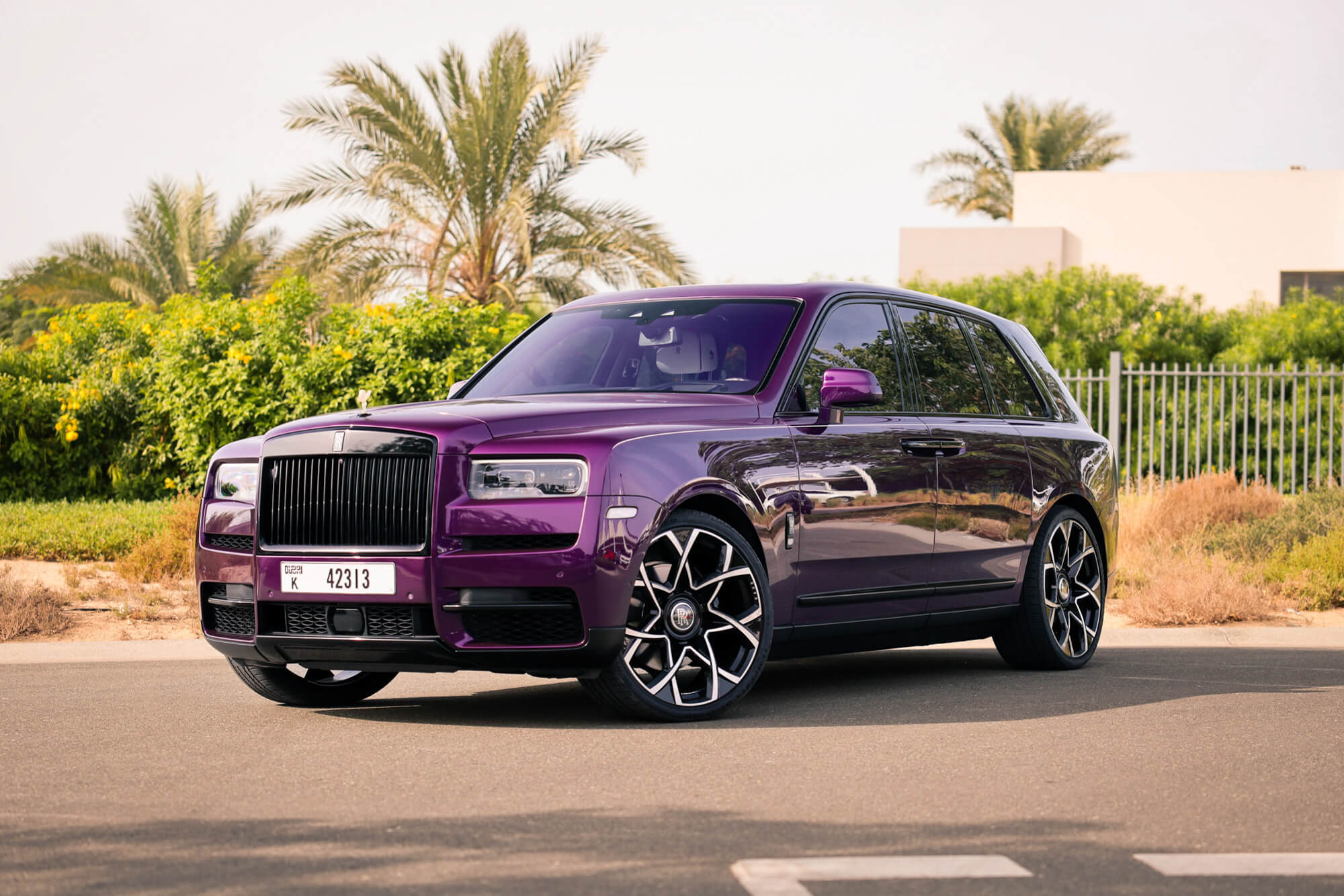 Rolls-Royce Cullinan Violet