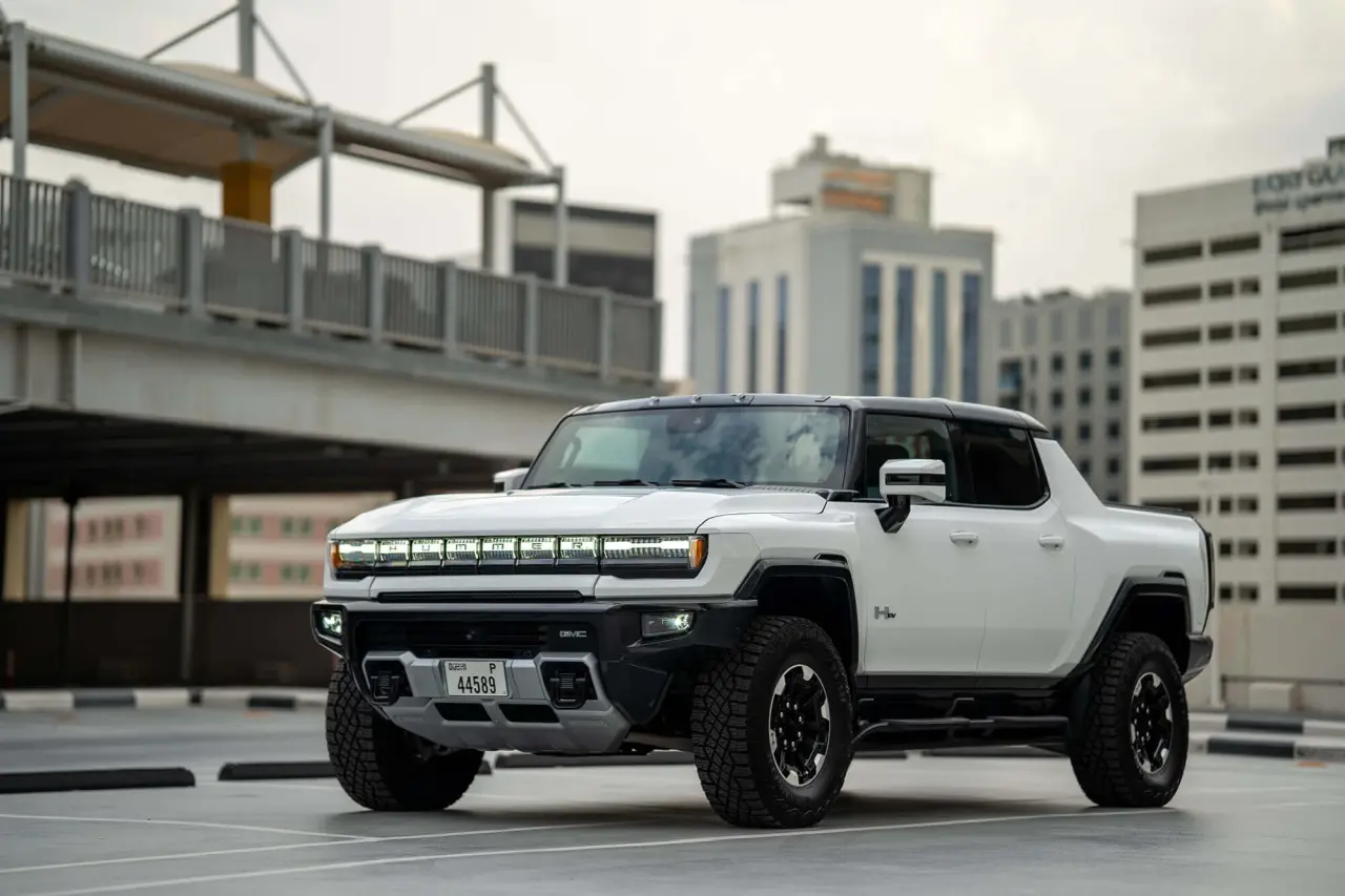 GMC Hummer EV White