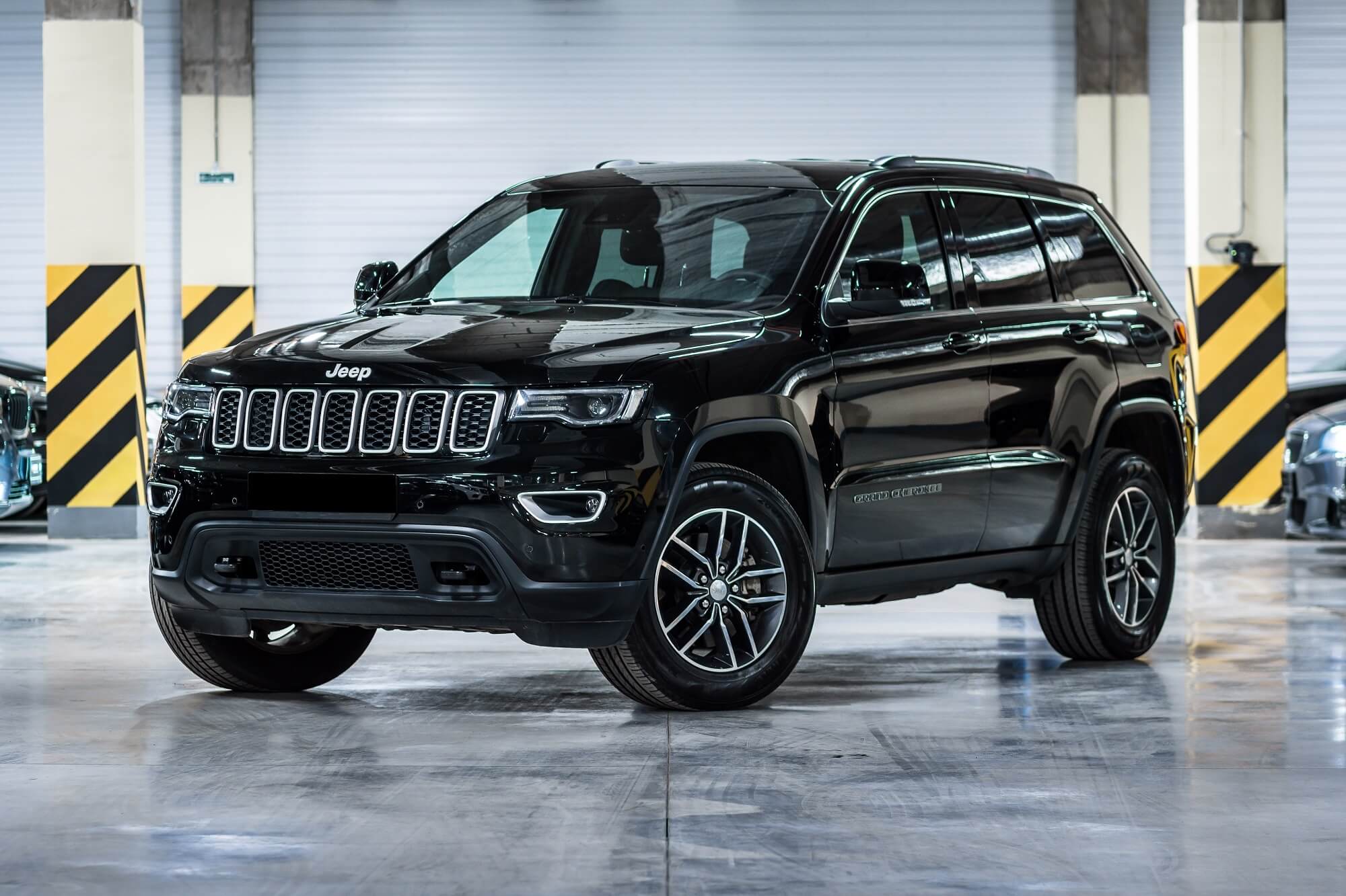 Jeep grand cherokee Black