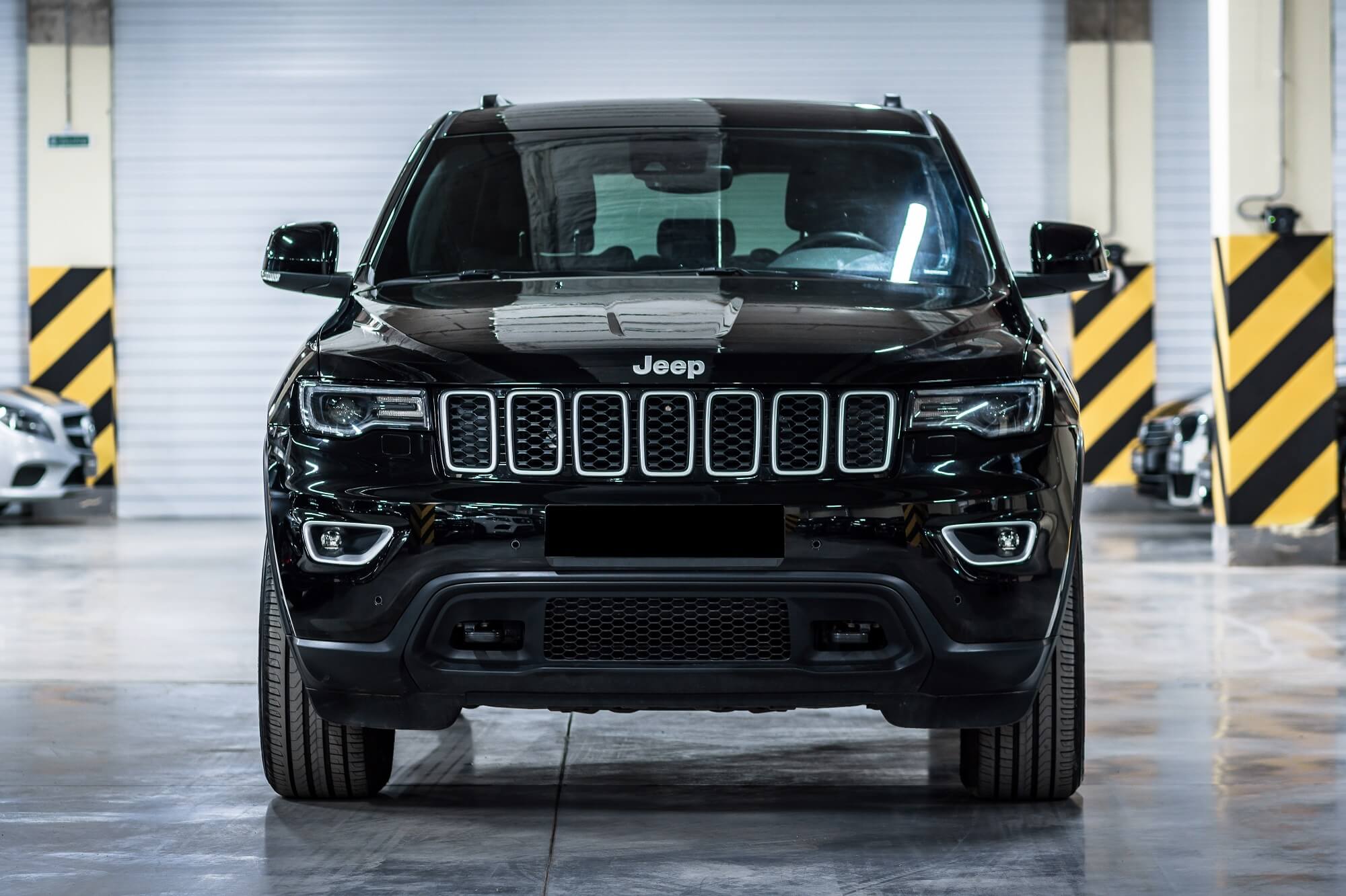 Jeep grand cherokee Black