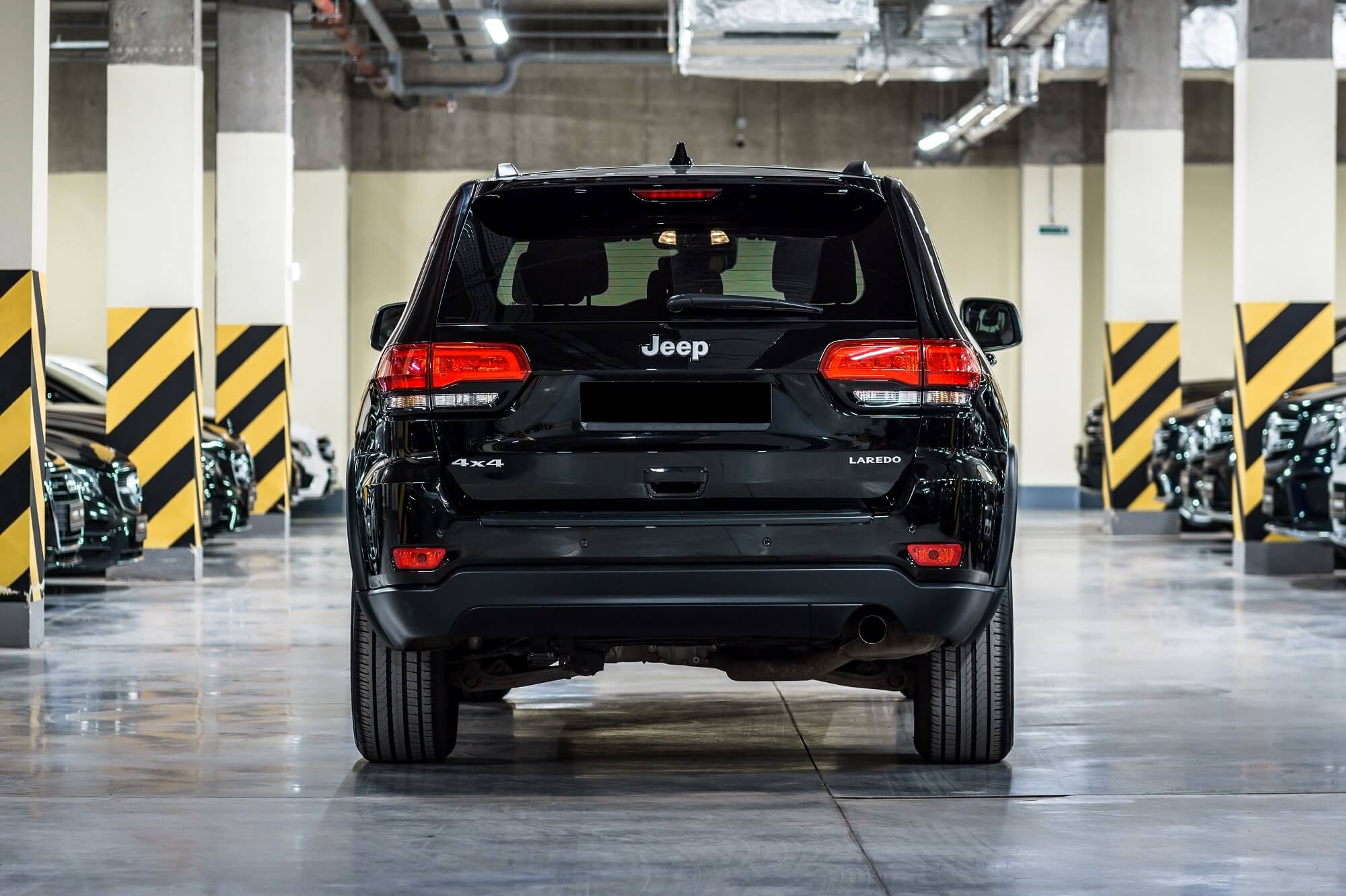 Jeep grand cherokee Black