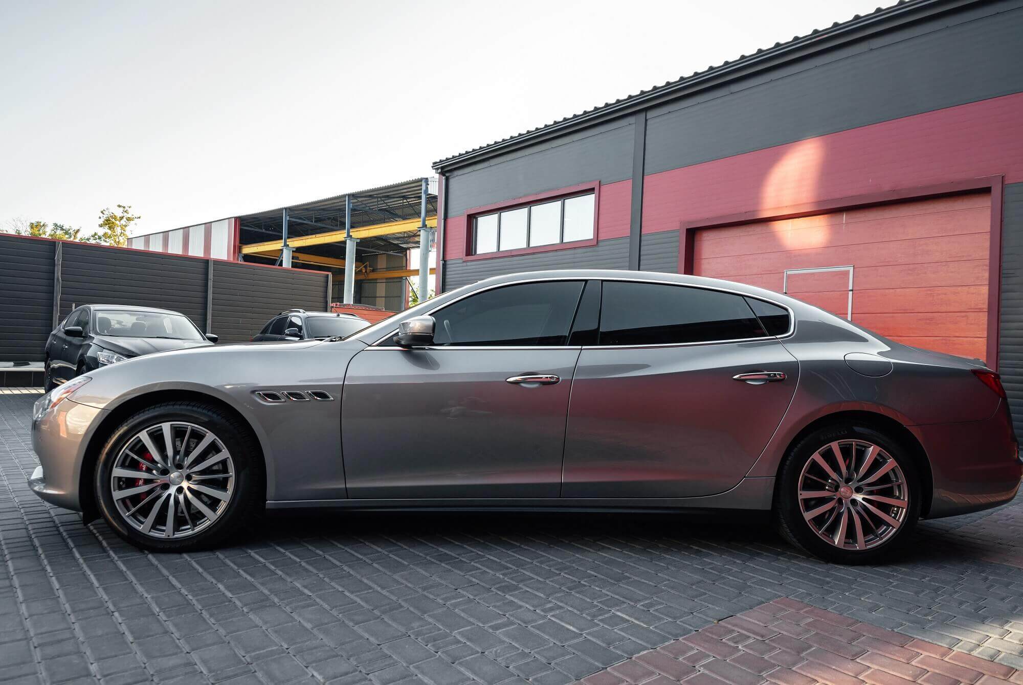 Maserati Ghibli Grey