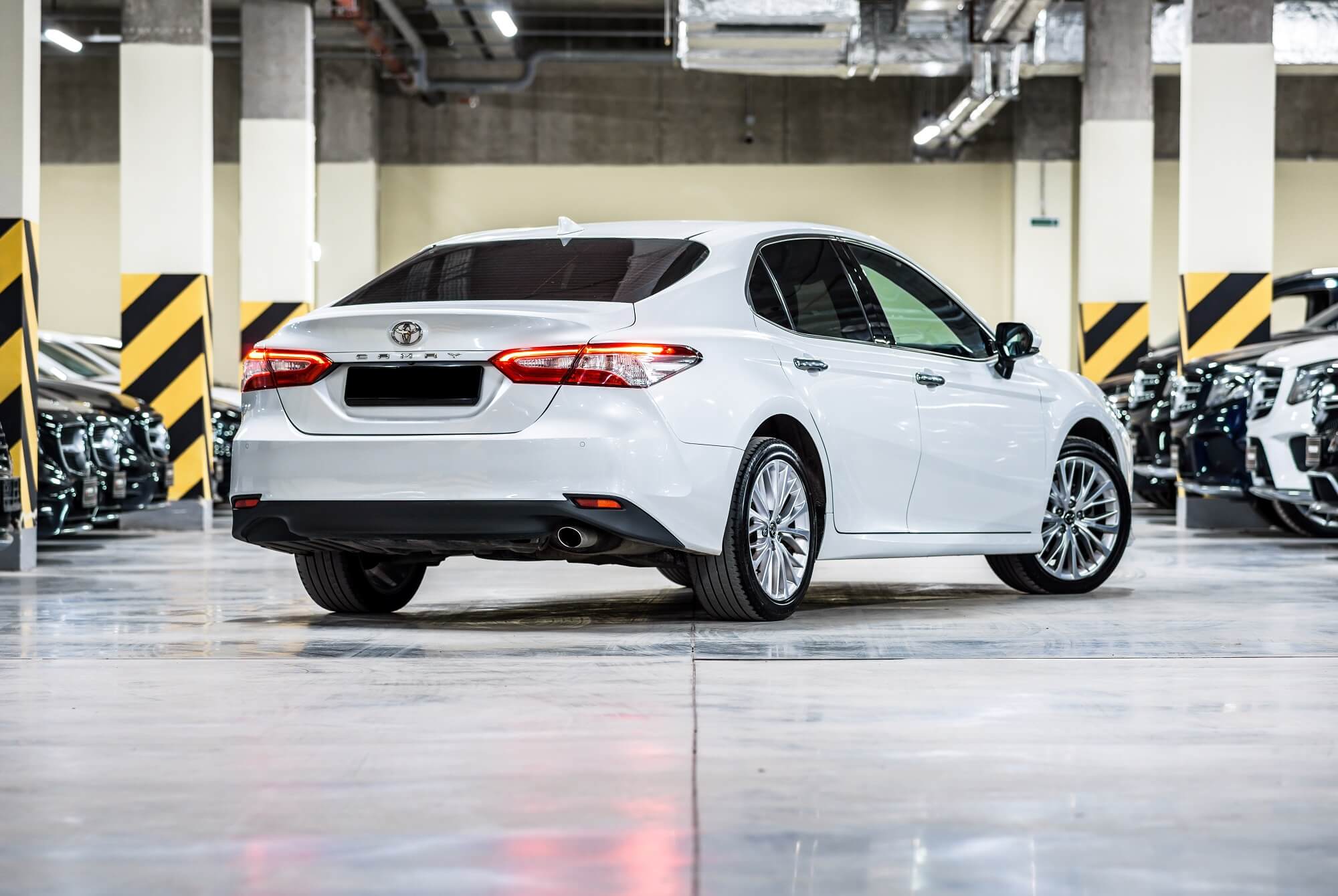 Toyota Camry White