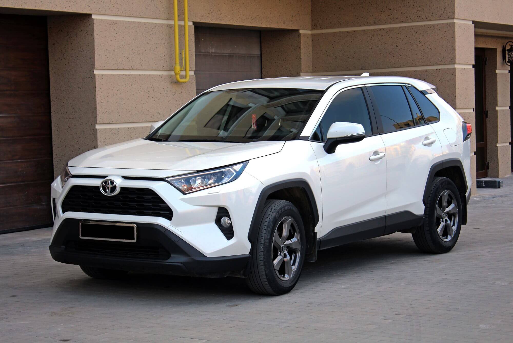 Toyota RAV-4 White