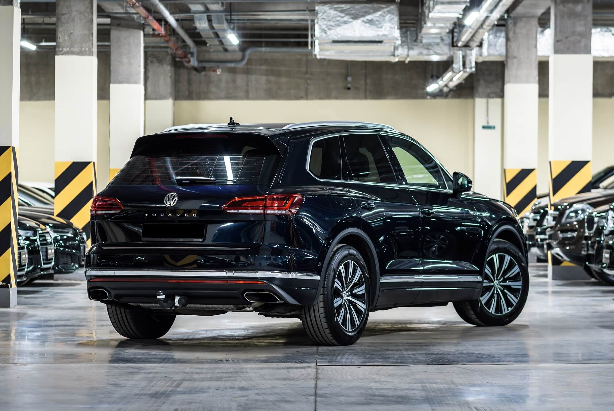 Volkswagen Touareg Blue