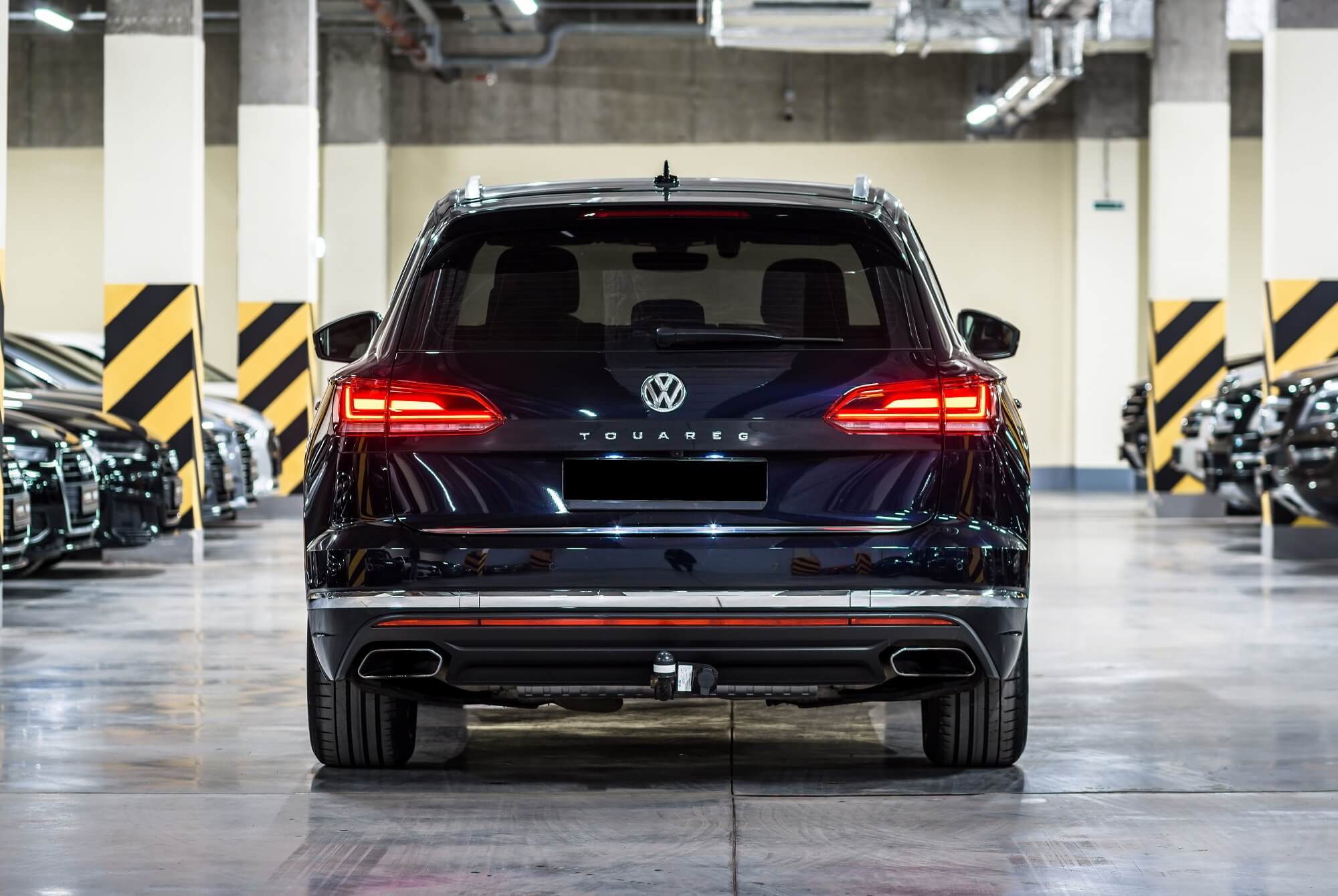 Volkswagen Touareg Blue