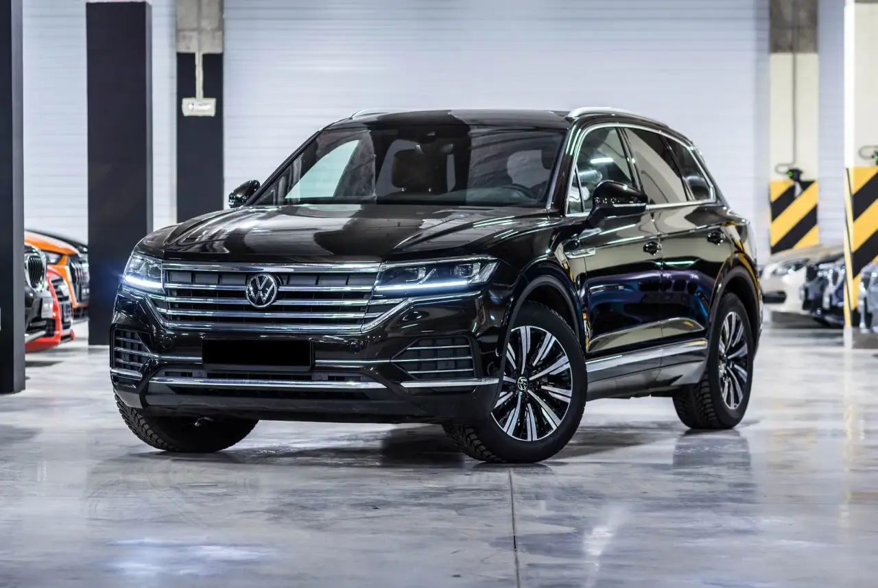 Volkswagen Touareg Brown